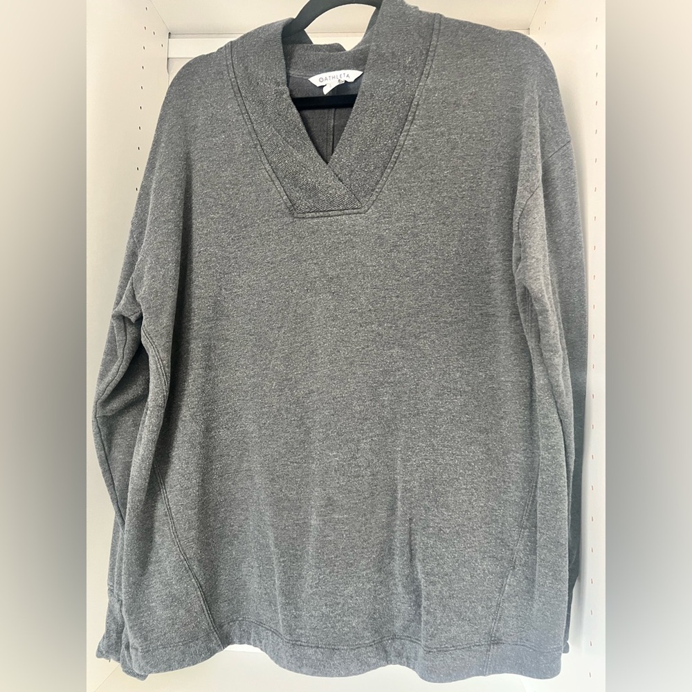 Athleta Gray V-Neck Men's Sweater with thumb holes